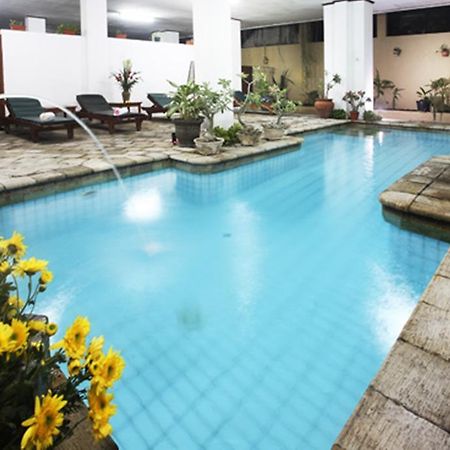 Hotel Ratna Kuta  Luaran gambar