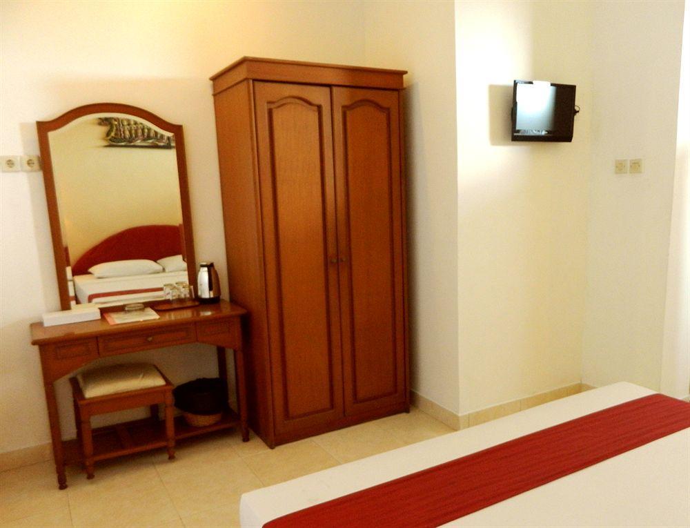 Hotel Ratna Kuta  Luaran gambar