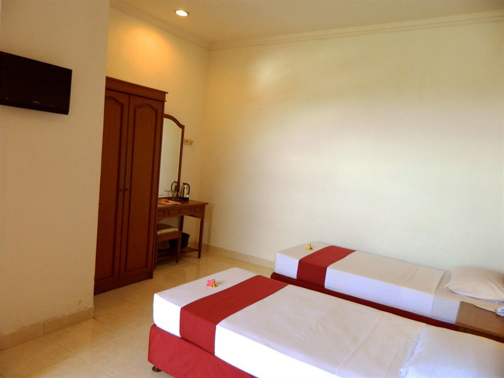 Hotel Ratna Kuta  Luaran gambar