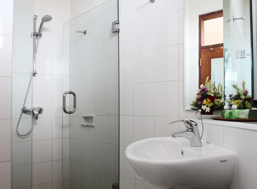 Hotel Ratna Kuta  Luaran gambar